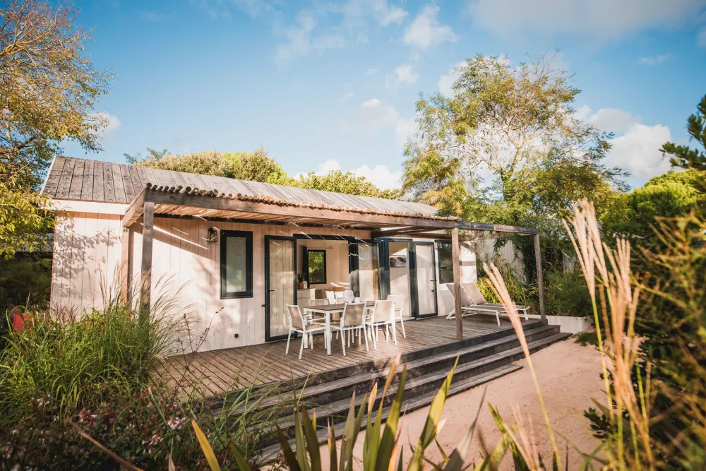 Camping île de ré avec piscine couverte